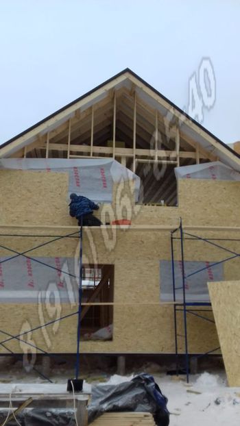 Окосячка окон в деревянном доме проводится на этапе строительства